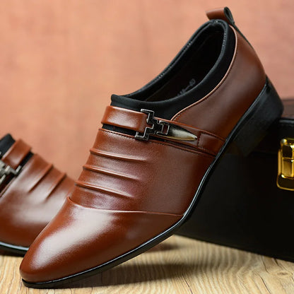 Sapatos casuais de couro