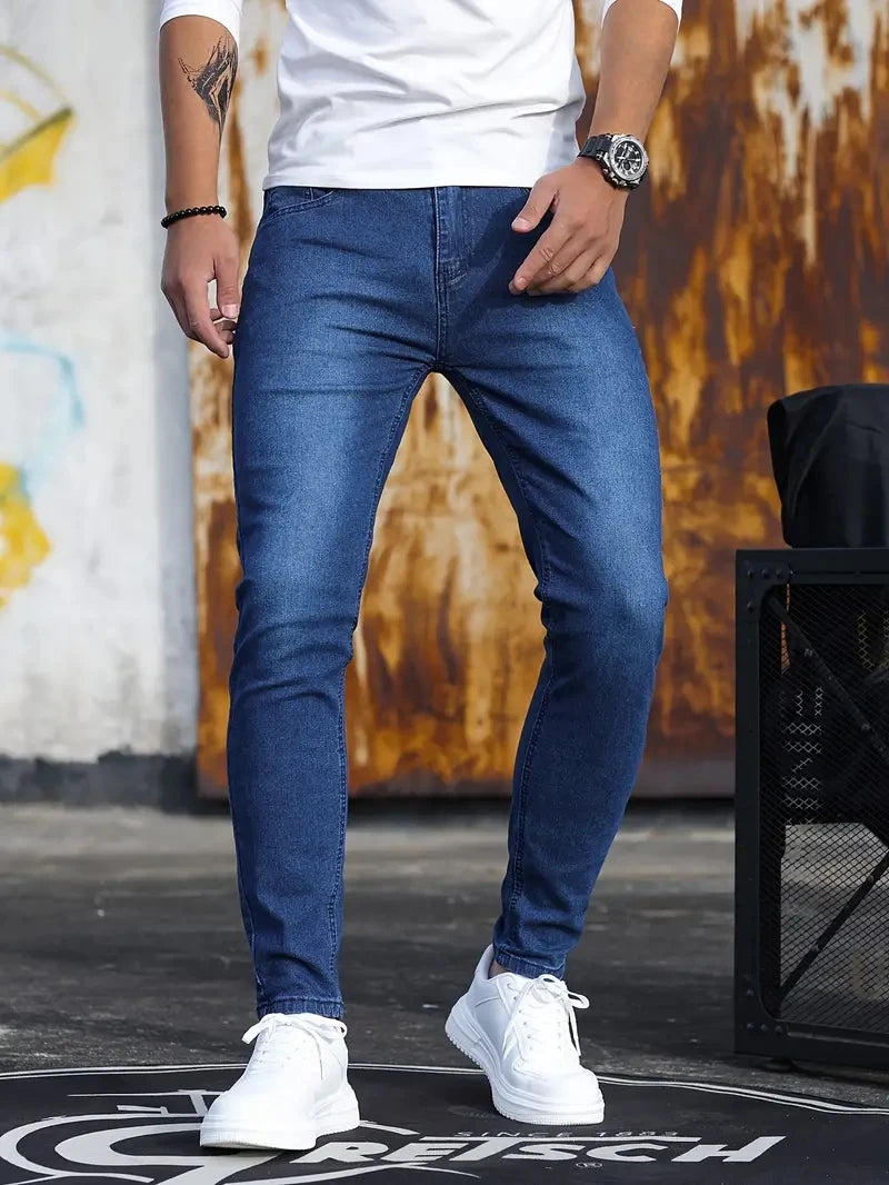 Calça Jeans Stretch com zíper retrô, slim fit.