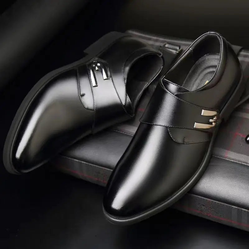 Sapatos casuais ponta redonda