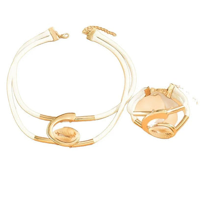 Conjunto de pulseira e colar