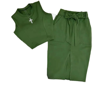 Conjunto de saia e bodycon em torno do pescoço