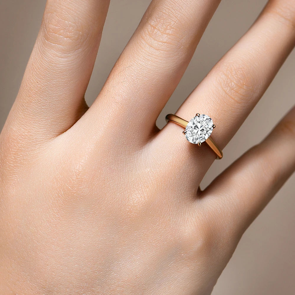 Anel de Moissanite Oval 2 ct D VVS1 em Prata 925