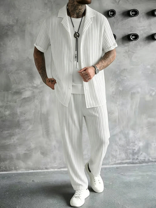 Conjunto Masculino de 2 Peças com Camisa de Manga Curta e Calça