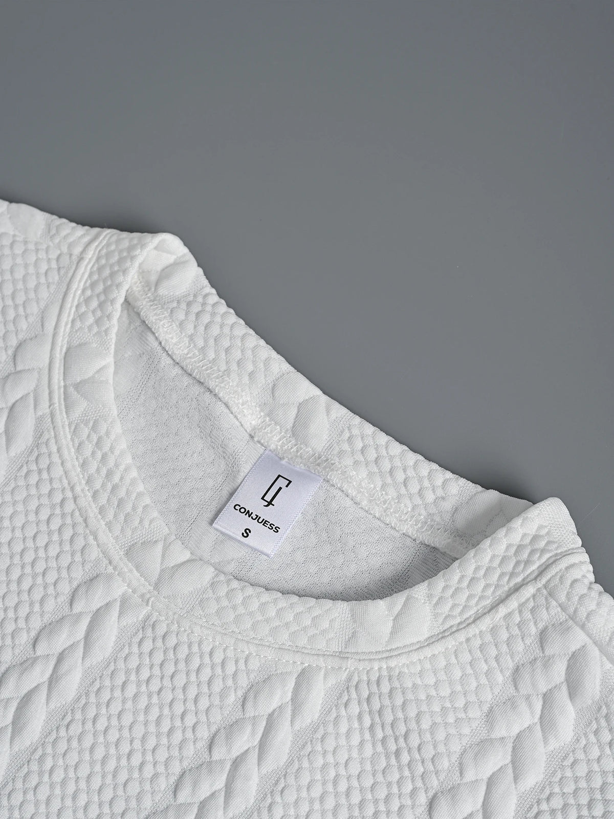 Conjunto Masculino Texturizado de Camiseta e Calções