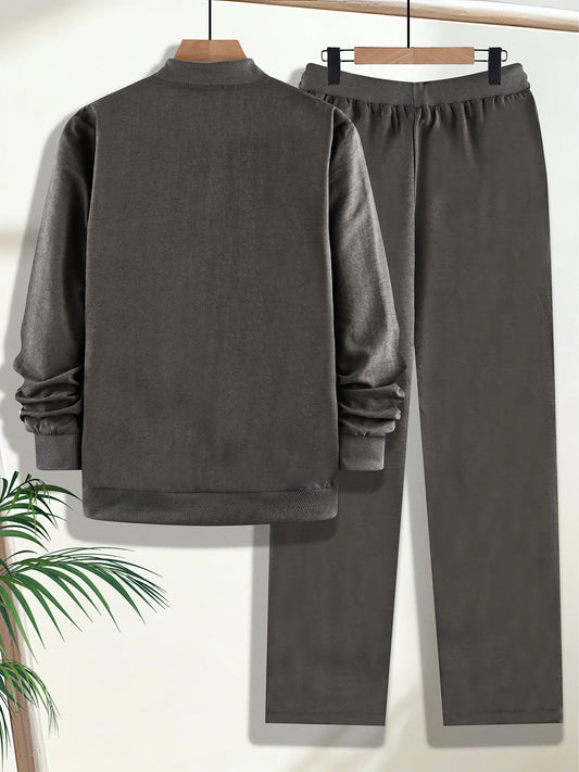Conjunto Masculino de Jaqueta e Calças