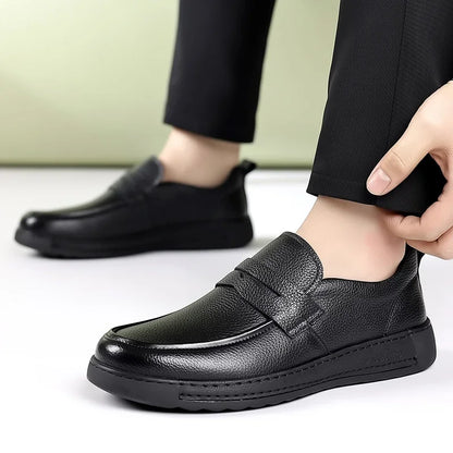Sapatos de couro mocassins elegantes