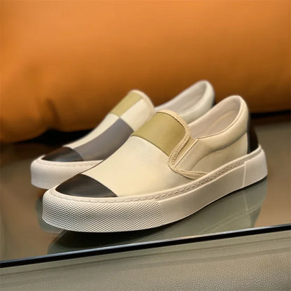 Mocassins em pele genuína moderno em blocos de cor